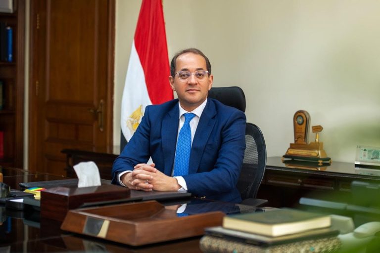 وزير المالية يقرر اعتبار محطة «سفاجا 2» دائرة جمركية مؤقتة لمدة 6 أشهر لدعم حركة التصدير